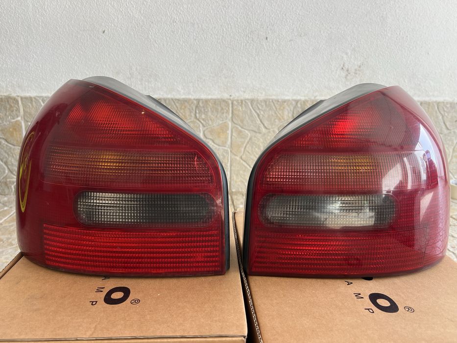 Vendo Faróis Audi A3 8L