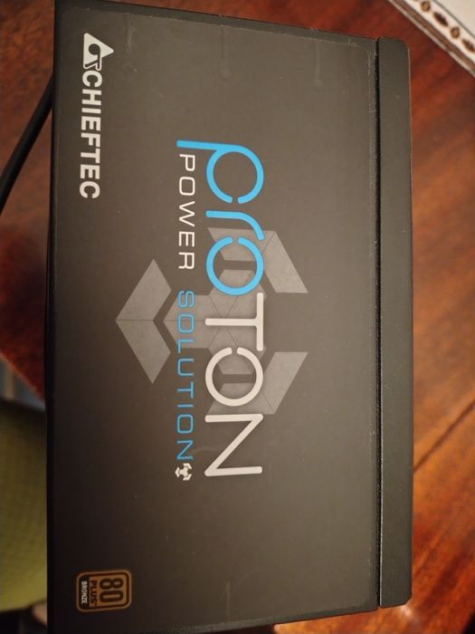 БЖ Chieftec BDF-500S  неробочий. Шукаю майстра.