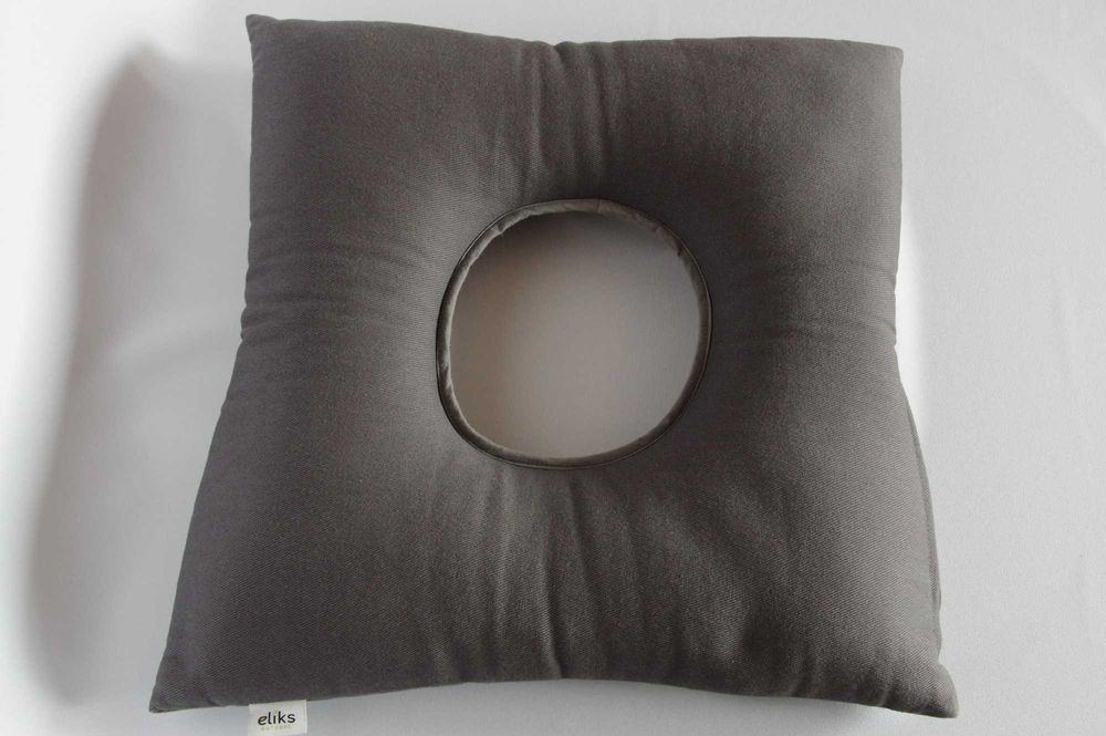Poduszka z otworem wypełniona łuską gryki | Eliks