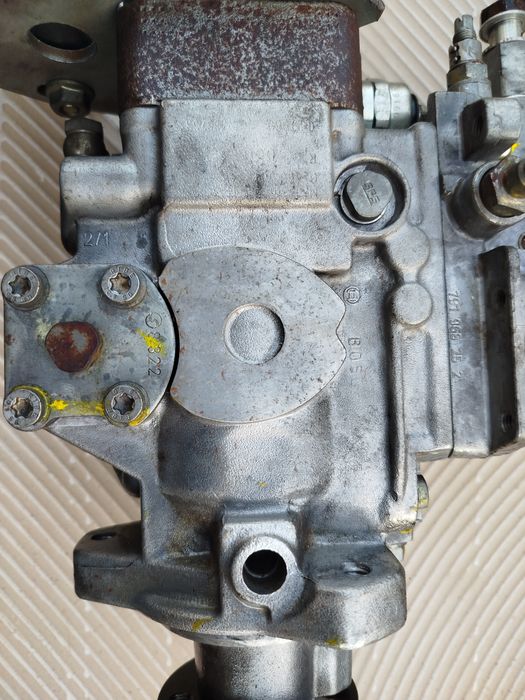 Bomba injetora Ford Transit (bico pato)