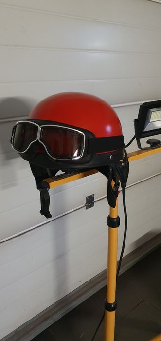 Kask orzeszek zabytkowy gogle prl