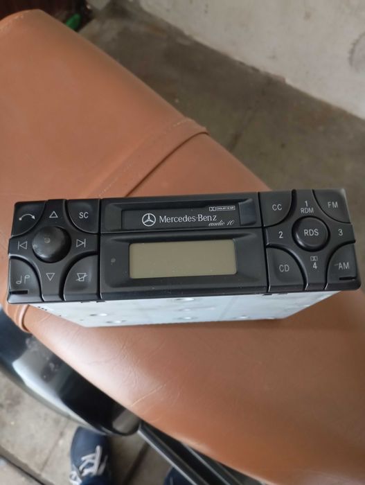 Vendo radio Mercedes