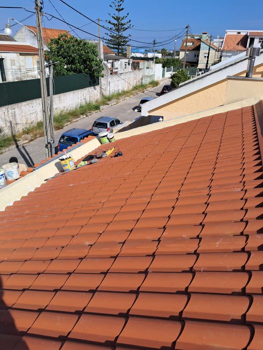 serralheria  e telhados  em telhas sanduich melhor preço  em portugal