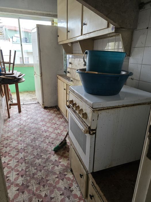 Recheio de apartamento para desocupar
