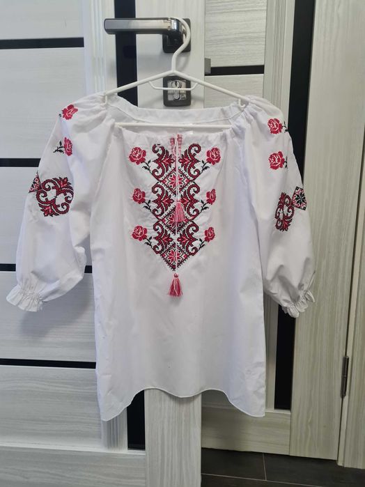 Вишиванка на дівчинку 152-158