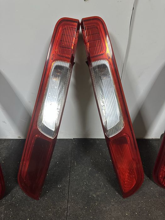 Фонарі/Стопи/Ford Focus/cMax