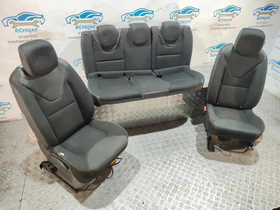 Conjunto Bancos Tecido Renault Clio IV 4