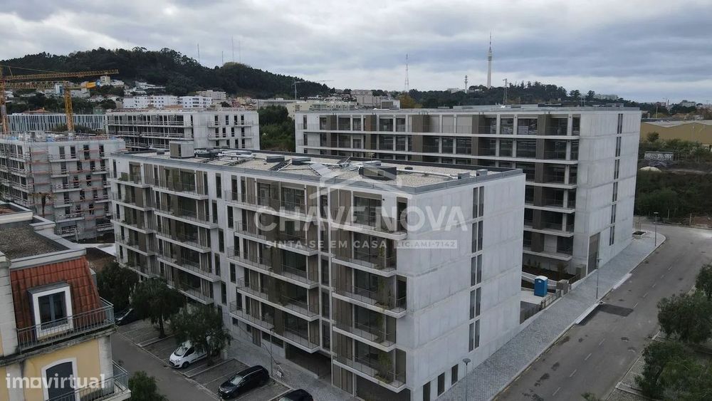 T2+1 c/ Lugar de Garagem em Oliveira do Douro