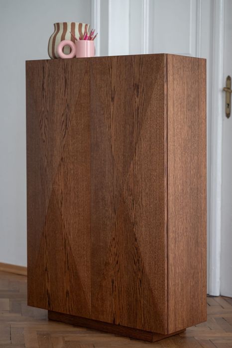 Komoda Landskrona dębowa – styl mid-century modern, push-to-open,