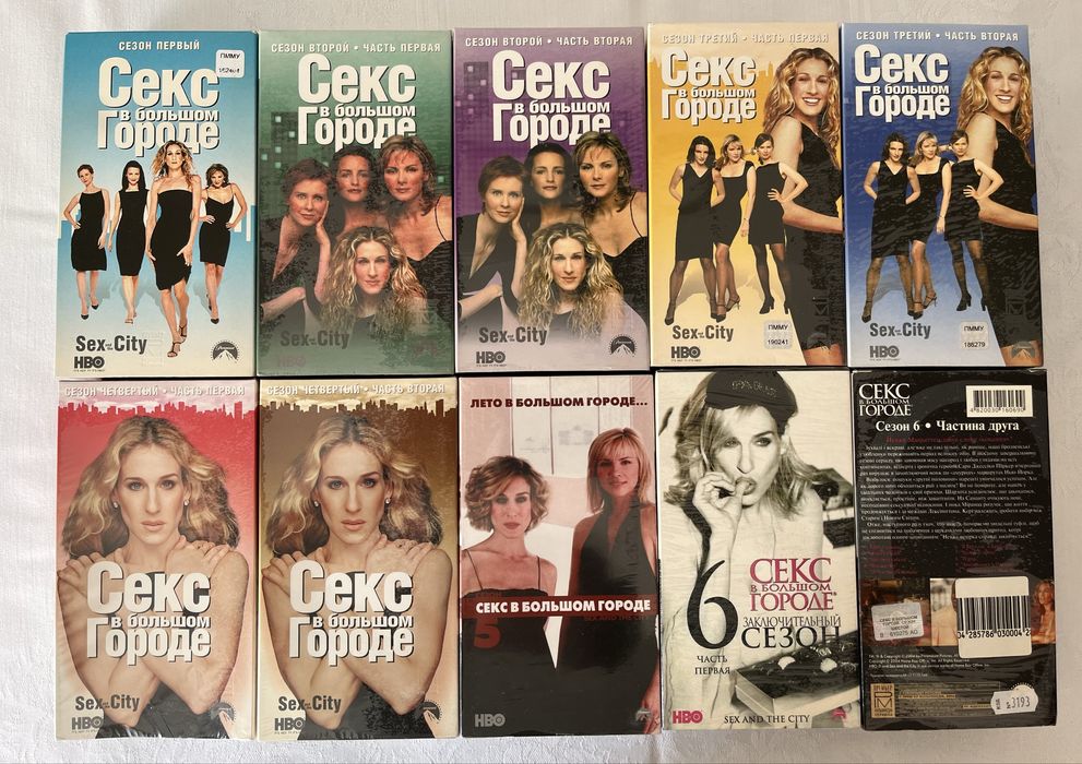 Мини юбкадағы жапондық әйелмен жыныстық қатынас