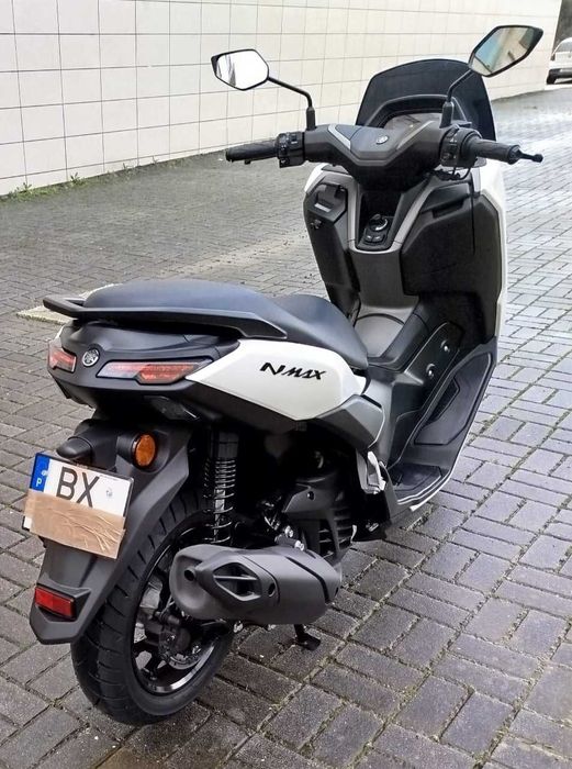 Yamaha Nmax 125 de 2025 só 900kms