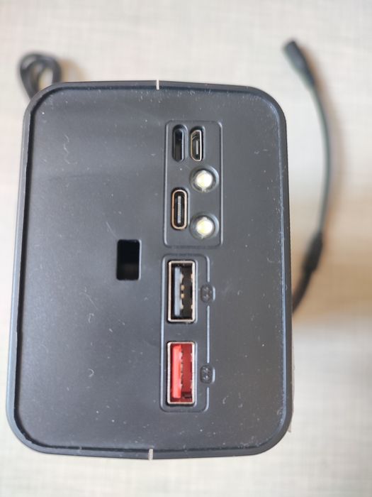 ЧЕСНИХ 56000mA-павербанк + кабель для WiFi