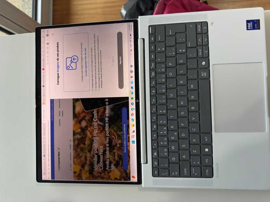 HP EliteBook X G1i 14 inch Notebook Next Gen AI PC