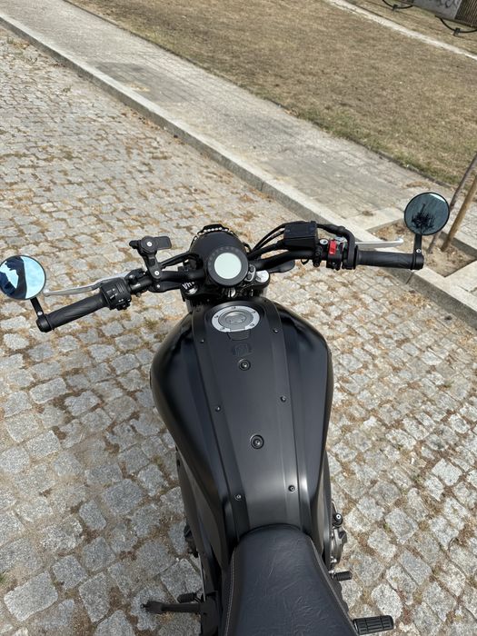 Yamaha xsr 700 55kw 2022 + top case e suporte GIVI