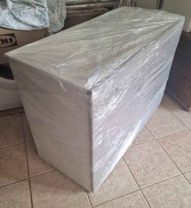 Cómoda com 3 gavetas