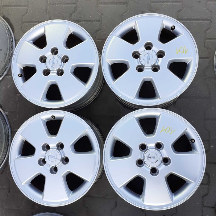 Felgi aluminiowe Opel 5x110 6Jx15 ET49 Nr.101