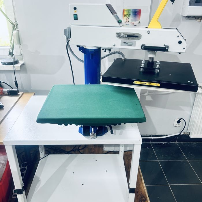 Prasa termotransferowa SCHULZE Swing S – profesjonalna, sprawna