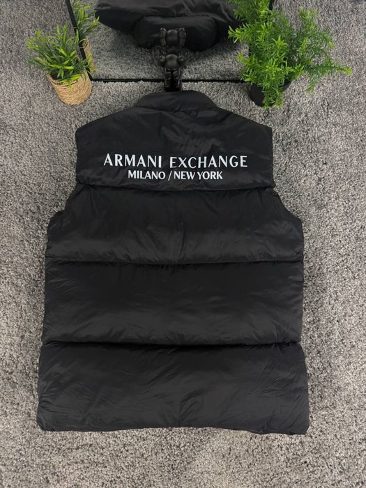Armani Exchange чоловіча жилетка безрукавка | чорна | Армані жилетка чорна чоловіча Безрукавка армані Ексчейндж