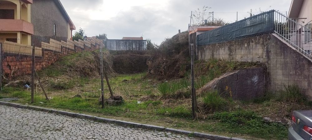 Terreno para construção de moradia. V.N Gaia ( Pedroso).