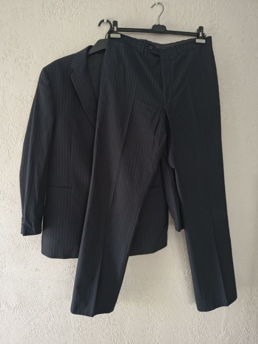 Wełniany garnitur męski, granatowy , w paseczki, VAN GILS , XL