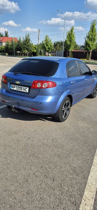 авто Chevrolet Lacetti  2008