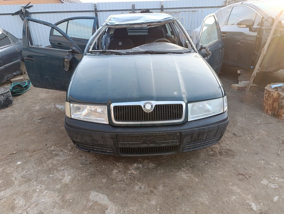 Кузов Шкода Октавия тоур, хачбек Skoda Octavia
