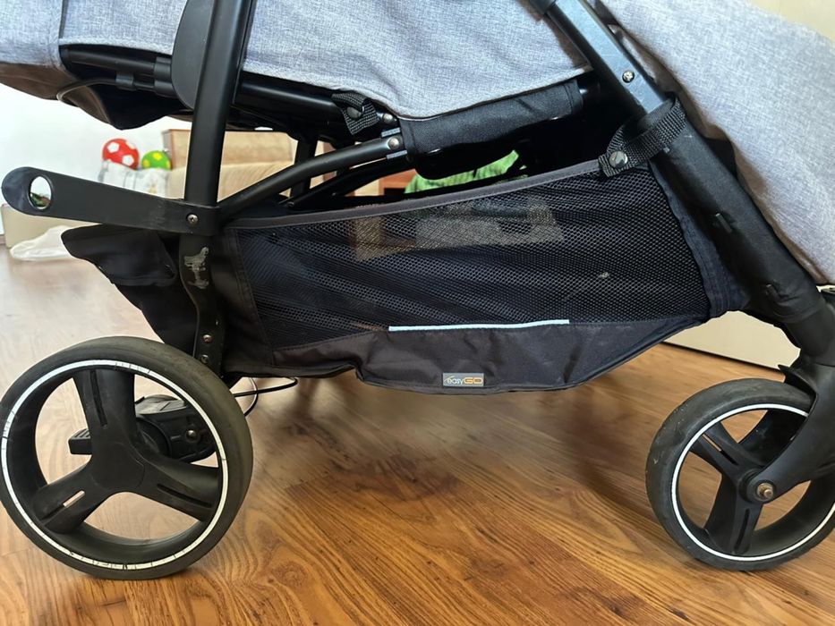 Дитяча коляска для двійні EasyGo