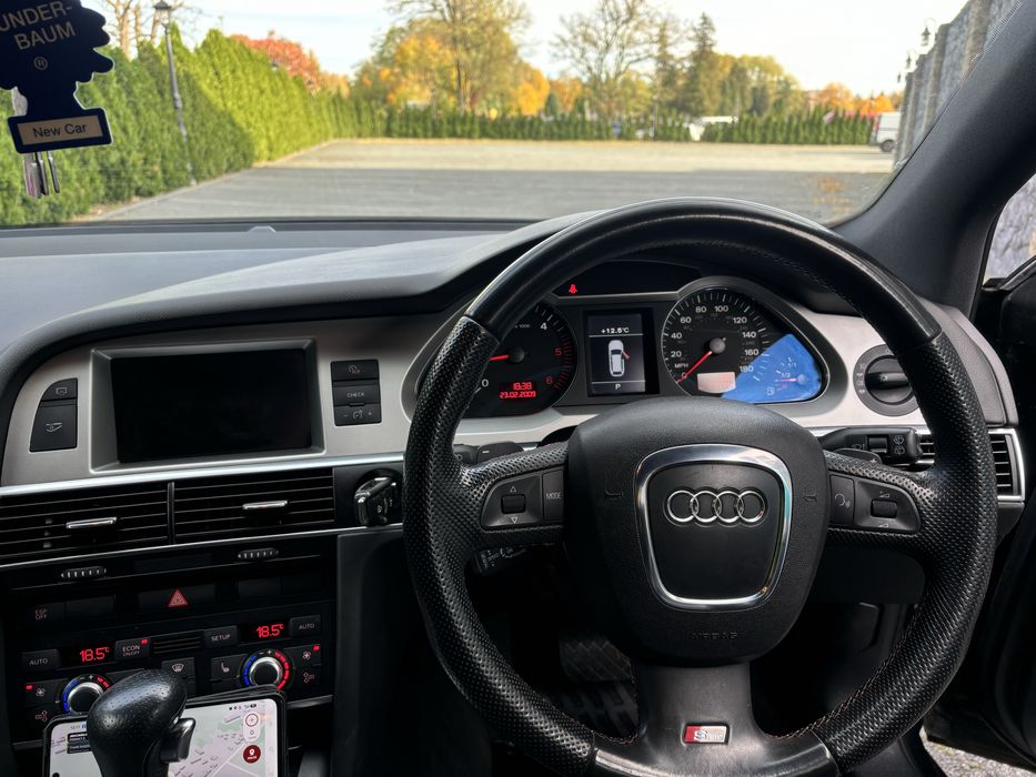 Audi A6C6 S-line V5c -Anglik
