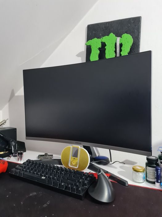 Monitor Samsung 27 / C27R500FHR