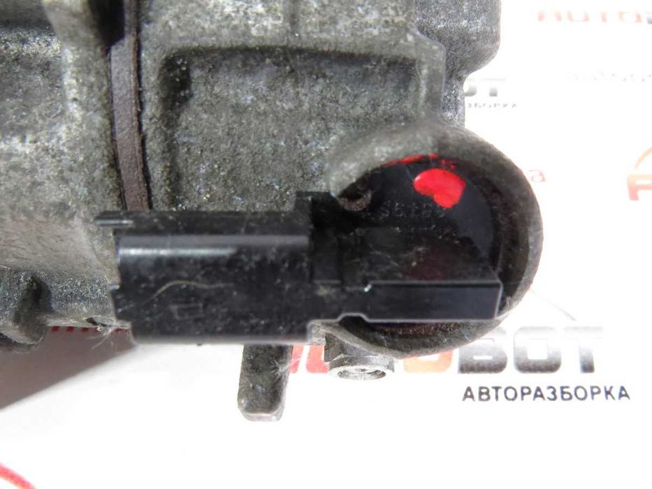 Компресор кондиціонера на Peugeot 308, Citroen C4 DS3 DS4 DS5 1.4 VTI