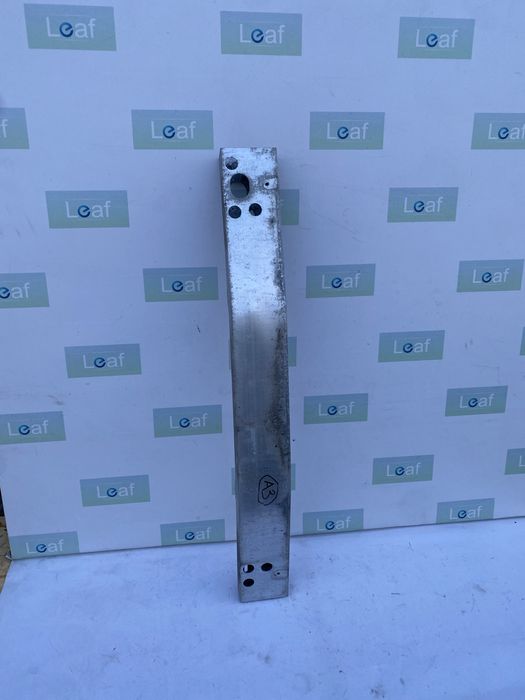 Підсилювач переднього бампера підсилювач передній до Nissan Leaf