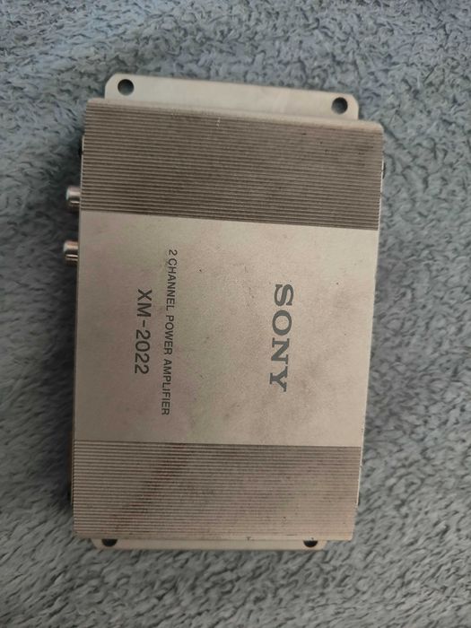 Sony XM-2022 2 Усилитель