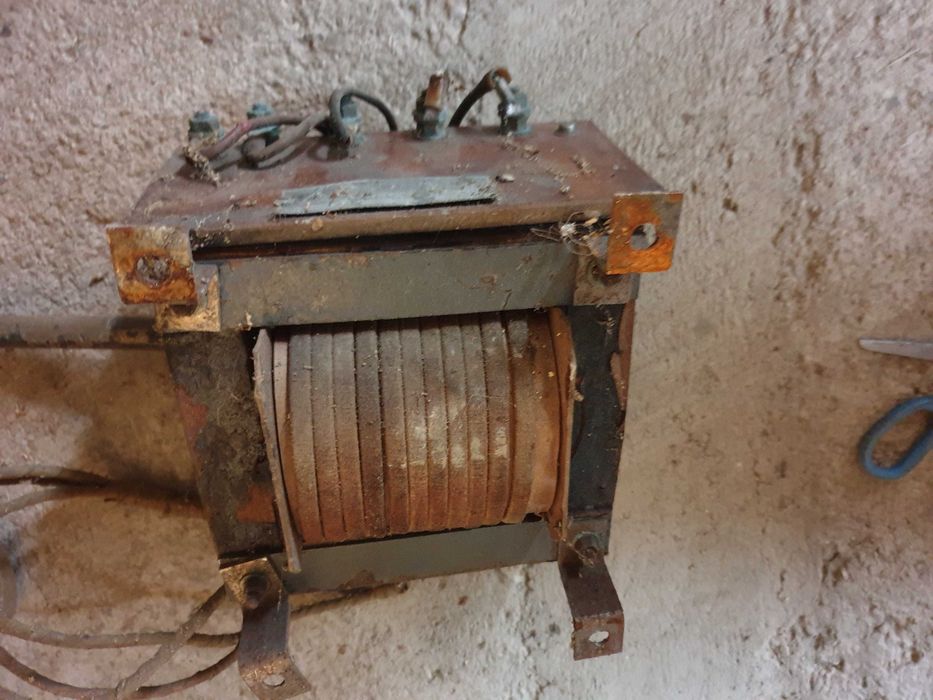 transformator 220 / 12 V