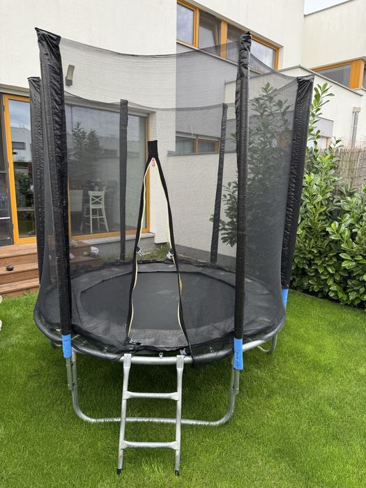 Trampolina ogrodowa