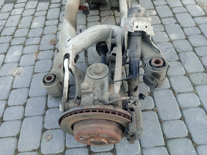 Zawieszenie tył Sanki Belka Bmw E39 520i 523i 528i Woj świętokrzyskie