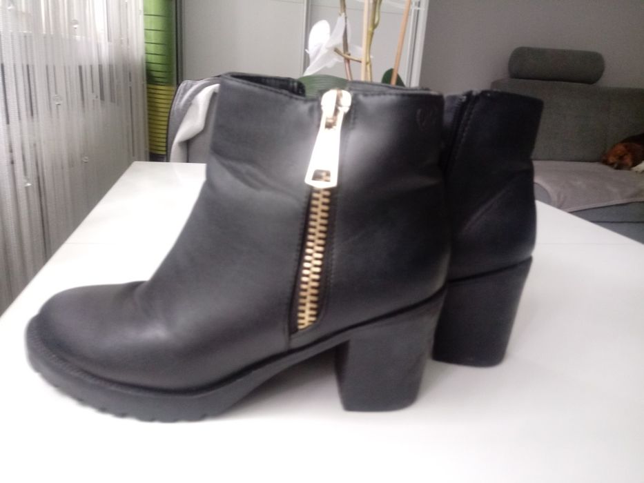 Buty damskie rozmiar 38.