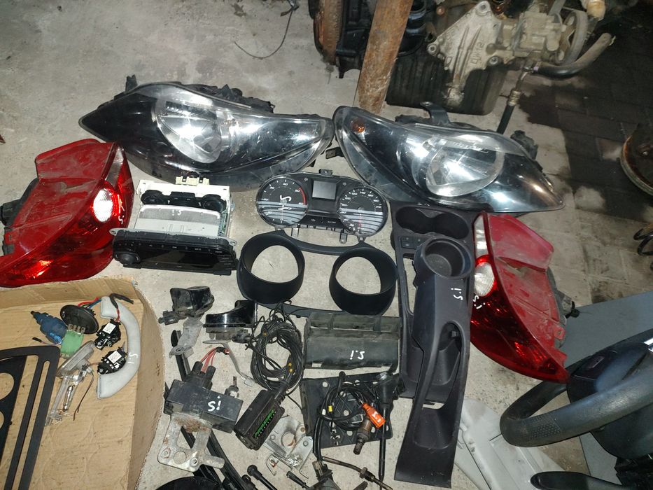 Seat Idiza по запчастинам