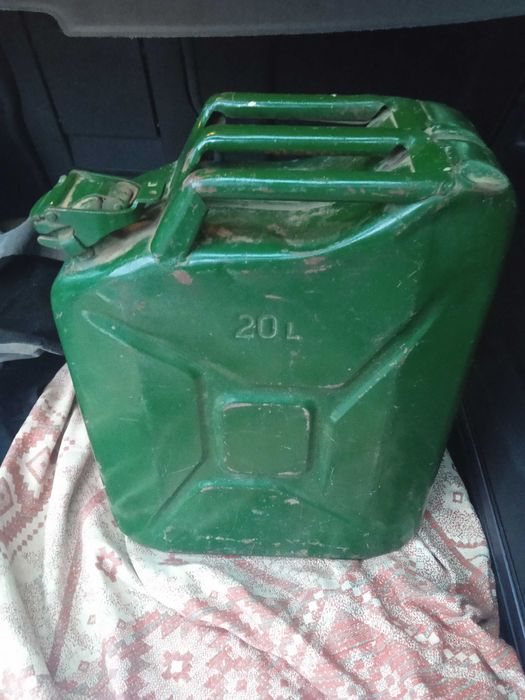 Каністра 20л металева