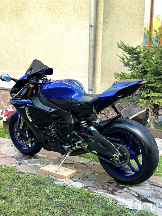 Yamaha YZF-R1 Ямаха Р1 2019 рік не Honda Kawasaki Suzuki Ducati Ktm