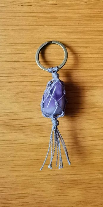 Porta chaves com Cristal Ametista em macramé 01 |NOVO|
