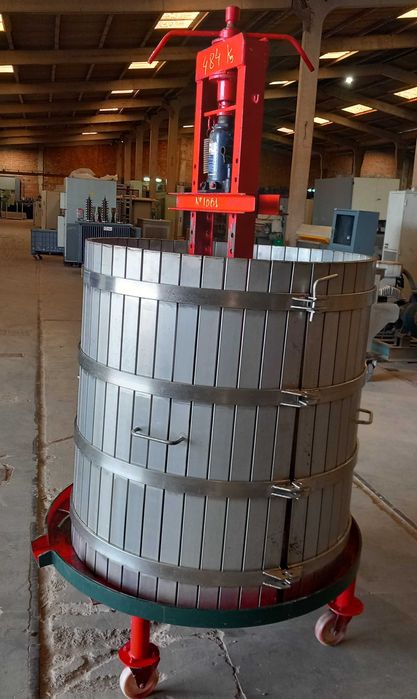 Prensa esmagadora de uva AGUINOX