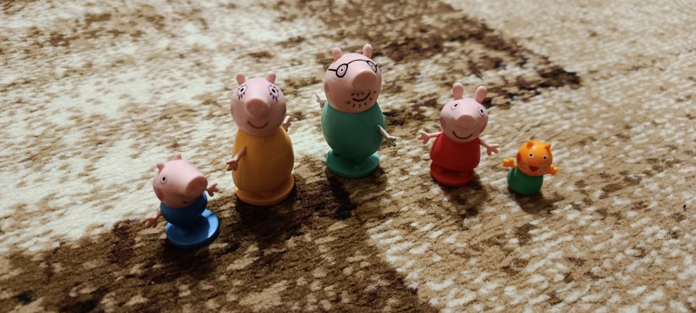 Figurki "Świnka Peppa"