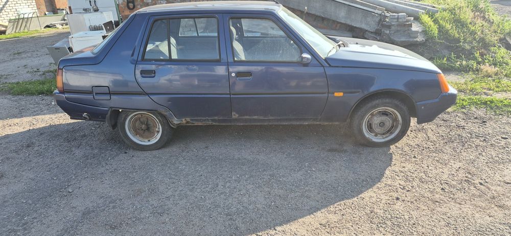 Славута 1103 2004г