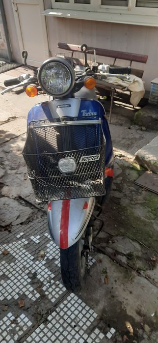 Скутер Хонда на реестрації