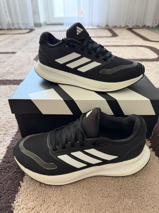 Кросівки Adidas 38 розміру