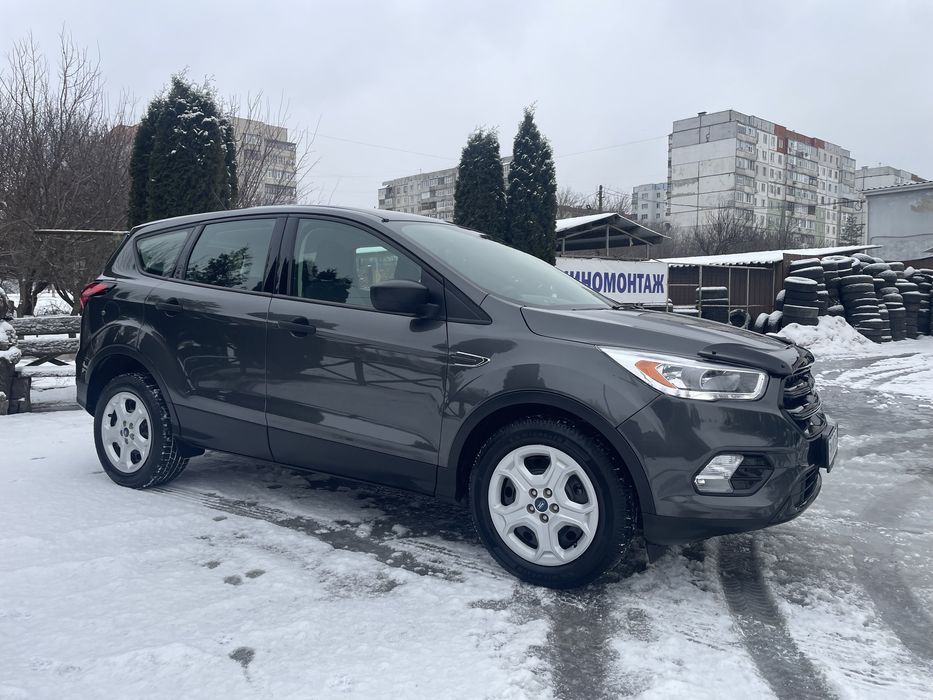 Продам авто Форд Ескейп