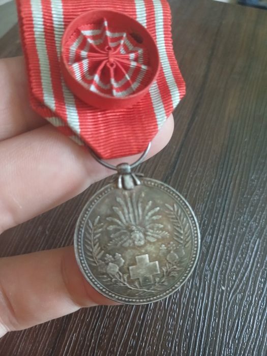 Срібна нагорода Червоного Хреста