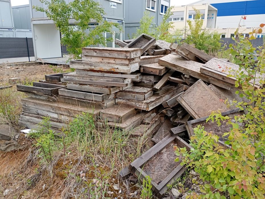 Oddam drewno i płyty OSB