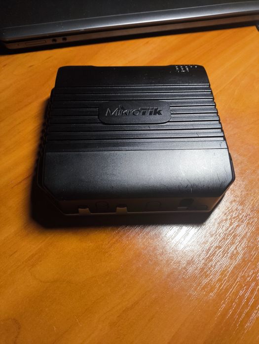 Mikrotik LtAP6 LTE6 kit
