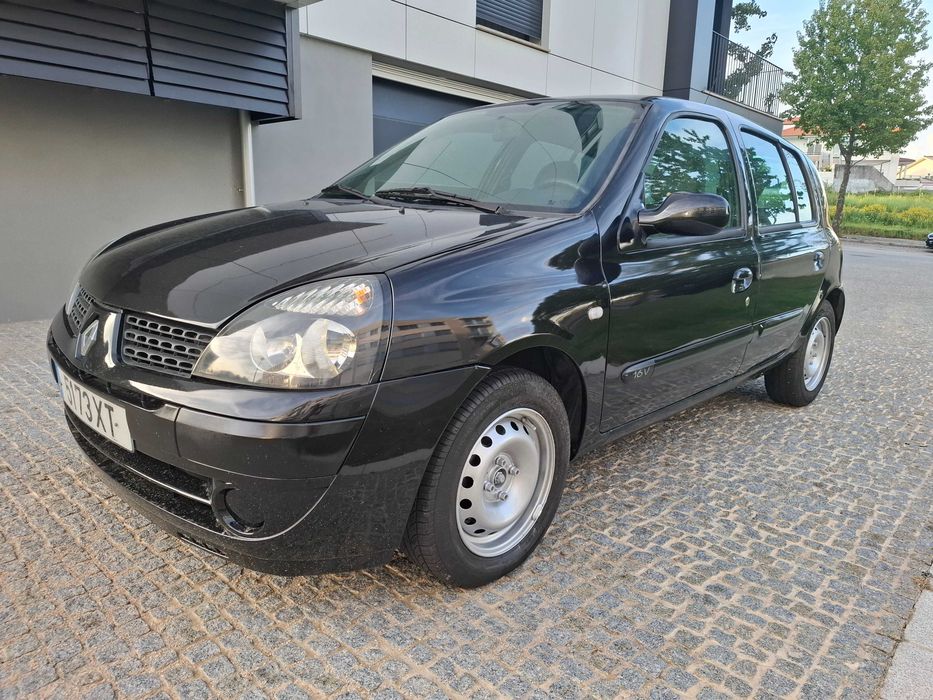 Renault Clio 1.2 16V. Expression 2004 , Muito Estimado